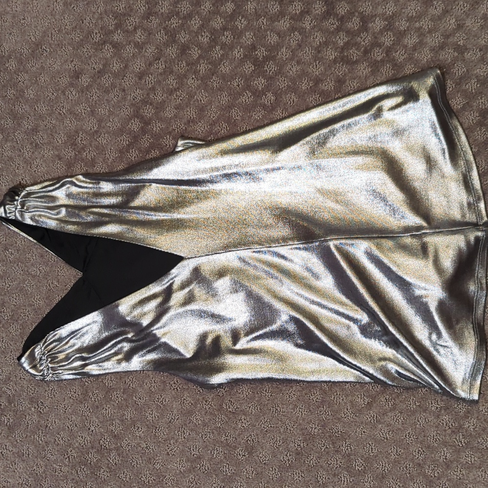 NWT!  Rachel Roy metallic tank - size small